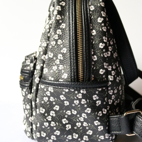 Steve Madden Mini Backpack Purse Flowers/Floral patter - Picture 6 of 6